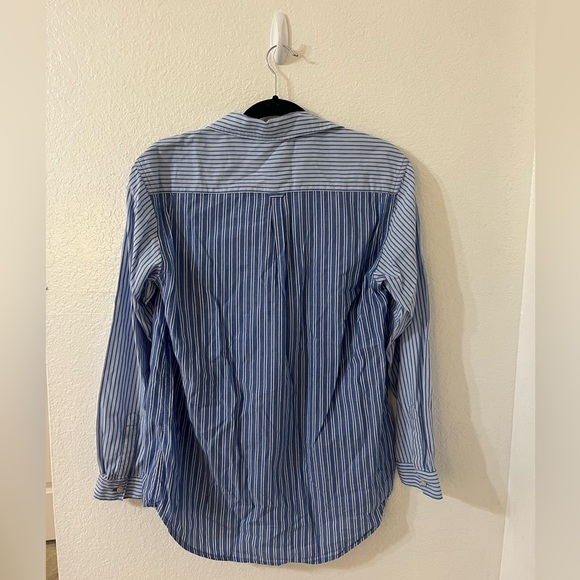 beachlunchlounge Women’s Blue and White Striped Button Down - Picture 3 of 4